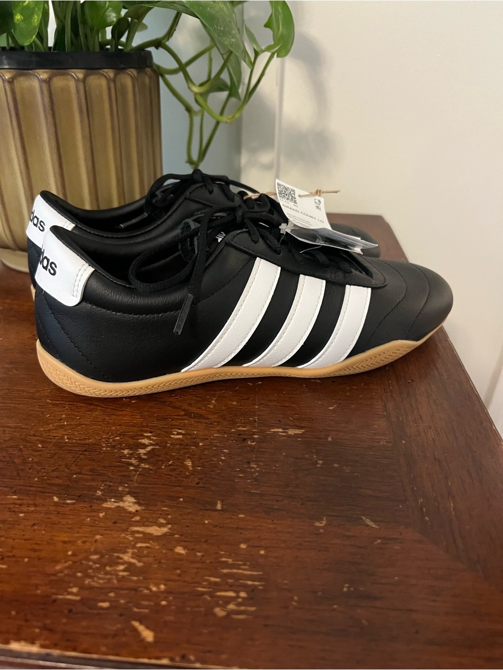 NWT adidas Grand Court Low Top Women's Shoes size 7.5 - Picture 4 of 7